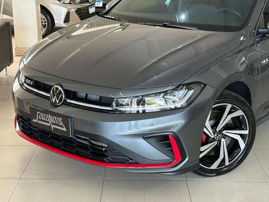 VOLKSWAGEN-JETTA-2025