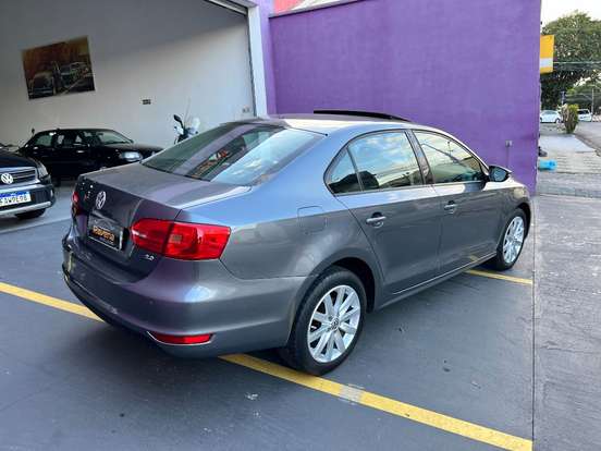 VOLKSWAGEN-JETTA-2.0 COMFORTLINE FLEX 4P TIPTRONIC VOLKSWAGEN-JETTA-2011
