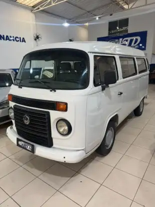 VOLKSWAGEN-KOMBI-2012