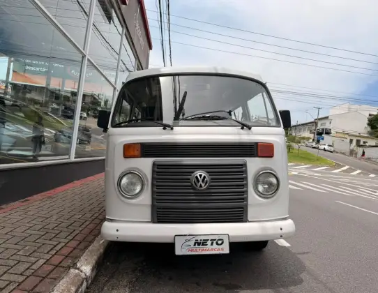 VOLKSWAGEN KOMBI 1.4 MI STD 8V FLEX 4P MANUAL