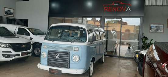 VOLKSWAGEN-KOMBI-2013