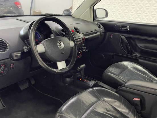 VOLKSWAGEN-NEW BEETLE-2.0 MI 8V GASOLINA 2P AUTOMÁTICO VOLKSWAGEN-NEW BEETLE-2008