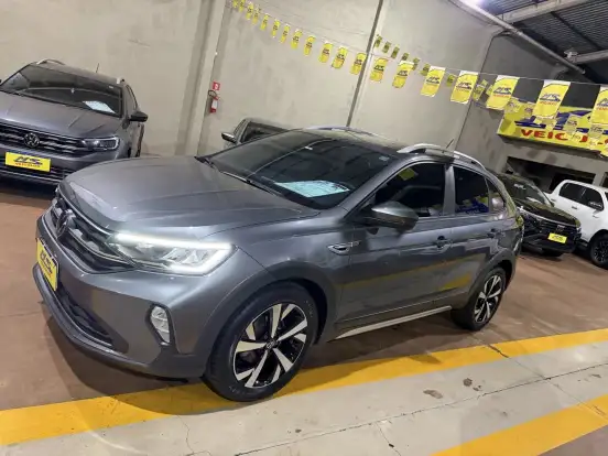 VOLKSWAGEN-NIVUS-1.0 200 TSI TOTAL FLEX HIGHLINE AUTOMÁTICO VOLKSWAGEN-NIVUS-2023