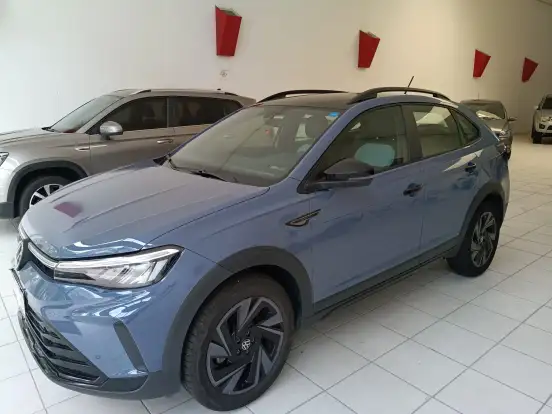 VOLKSWAGEN-NIVUS-1.0 200 TSI TOTAL FLEX HIGHLINE AUTOMÁTICO VOLKSWAGEN-NIVUS-2025