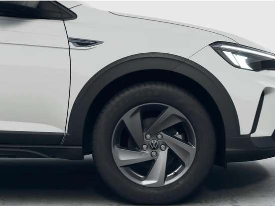 VOLKSWAGEN-NIVUS-1.0 200 TSI TOTAL FLEX COMFORTLINE AUTOMÁTICO VOLKSWAGEN-NIVUS-2025