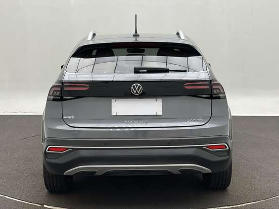 VOLKSWAGEN-NIVUS-1.0 200 TSI TOTAL FLEX HIGHLINE AUTOMÁTICO VOLKSWAGEN-NIVUS-2023