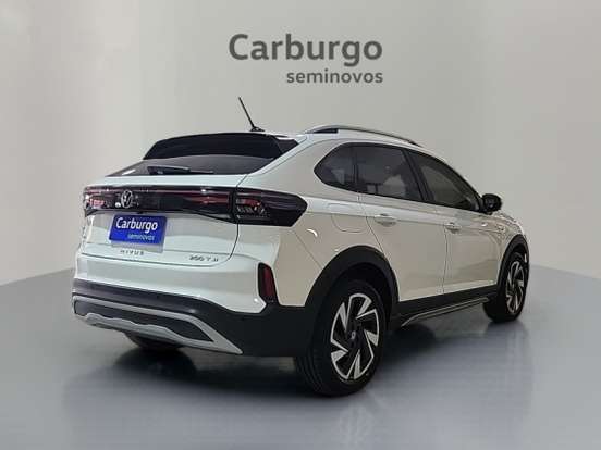 VOLKSWAGEN-NIVUS-1.0 200 TSI TOTAL FLEX HIGHLINE AUTOMÁTICO VOLKSWAGEN-NIVUS-2025