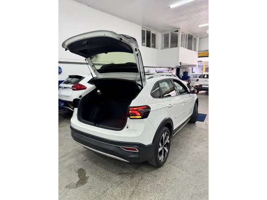 VOLKSWAGEN-NIVUS-1.0 200 TSI TOTAL FLEX HIGHLINE AUTOMÁTICO VOLKSWAGEN-NIVUS-2024