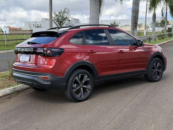 VOLKSWAGEN-NIVUS-1.0 200 TSI TOTAL FLEX HIGHLINE AUTOMÁTICO VOLKSWAGEN-NIVUS-2023