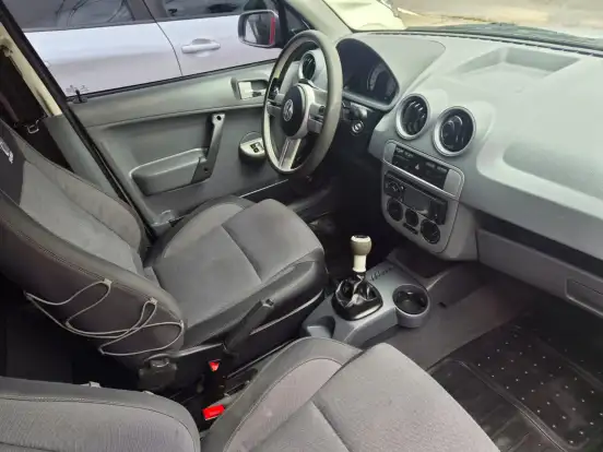 VOLKSWAGEN-PARATI-1.6 MI SURF 8V FLEX 4P MANUAL G.IV VOLKSWAGEN-PARATI-2012