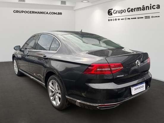 VOLKSWAGEN-PASSAT-2.0 16V TSI BLUEMOTION GASOLINA HIGHLINE 4P DSG VOLKSWAGEN-PASSAT-2018