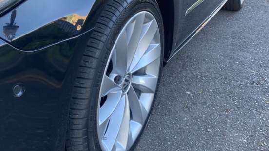 VOLKSWAGEN-PASSAT-2013