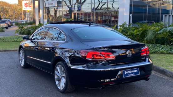 VOLKSWAGEN-PASSAT-2013