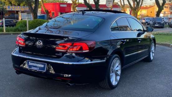 VOLKSWAGEN-PASSAT-2013