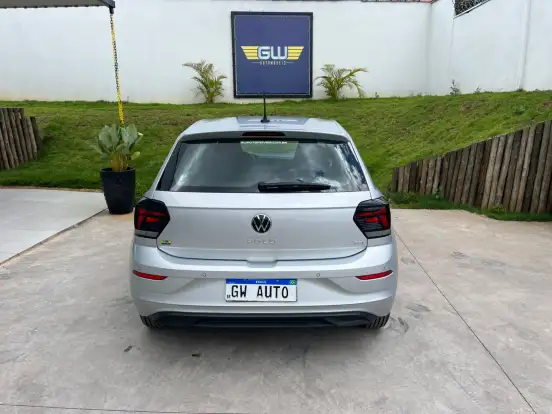 VOLKSWAGEN-POLO-1.0 170 TSI COMFORTLINE AUTOMÁTICO VOLKSWAGEN-POLO-2024