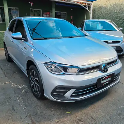 VOLKSWAGEN-POLO-2025
