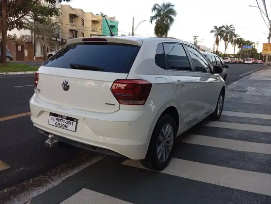 VOLKSWAGEN-POLO-2019