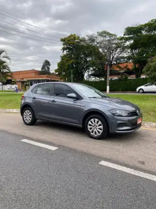 VOLKSWAGEN-POLO-2021