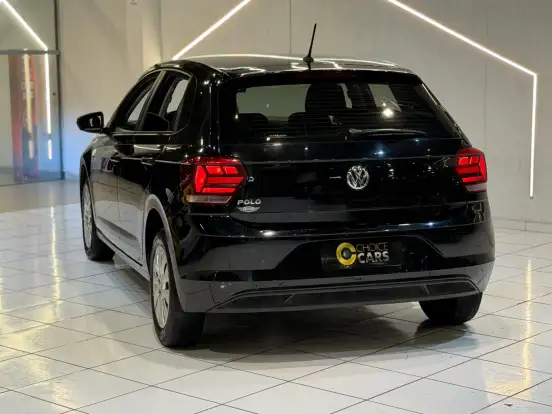 VOLKSWAGEN-POLO-2019