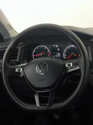 VOLKSWAGEN-POLO-2023
