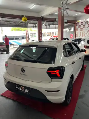VOLKSWAGEN-POLO-2024