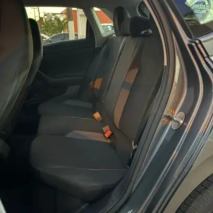 VOLKSWAGEN-POLO-2024
