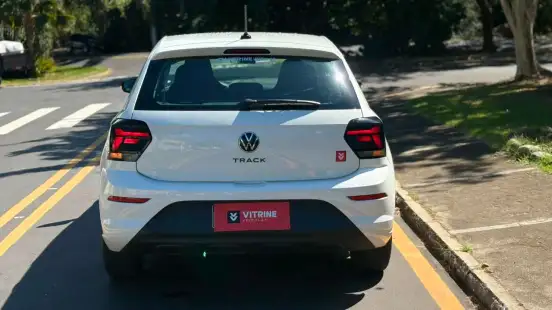 VOLKSWAGEN-POLO-2025