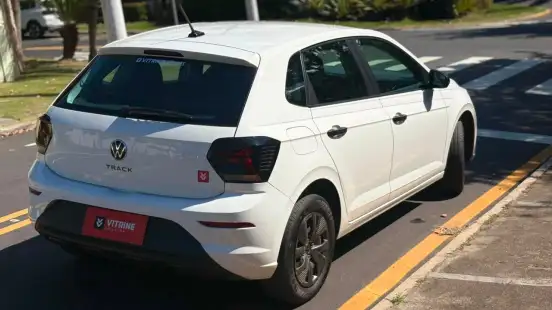 VOLKSWAGEN-POLO-2025