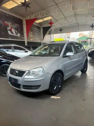 VOLKSWAGEN-POLO-2009