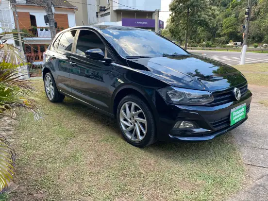 VOLKSWAGEN-POLO-2019