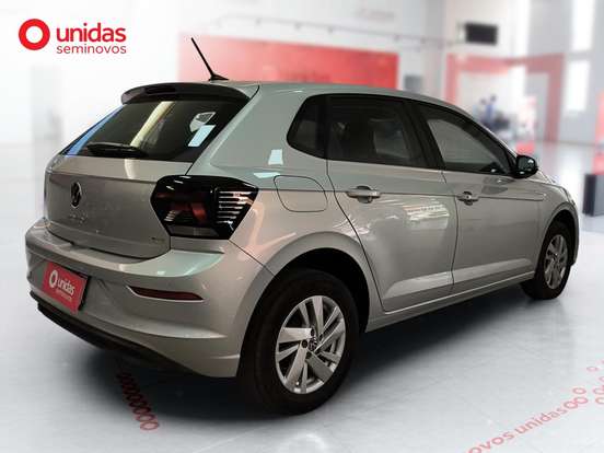 VOLKSWAGEN-POLO-2024