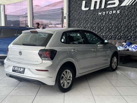 VOLKSWAGEN-POLO-2024