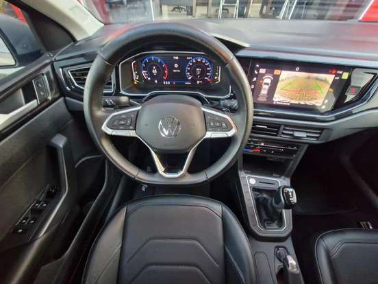 VOLKSWAGEN-POLO-1.0 170 TSI HIGHLINE AUTOMÁTICO VOLKSWAGEN-POLO-2023