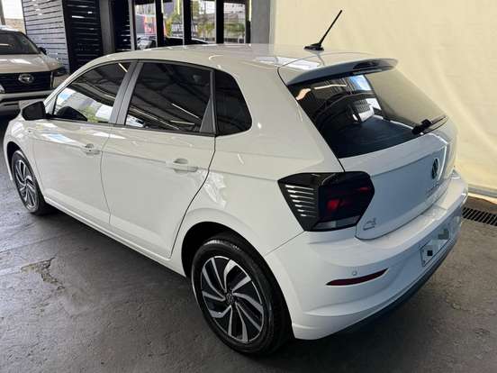 VOLKSWAGEN-POLO-2025
