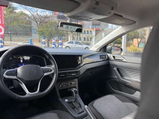 VOLKSWAGEN-POLO-2025