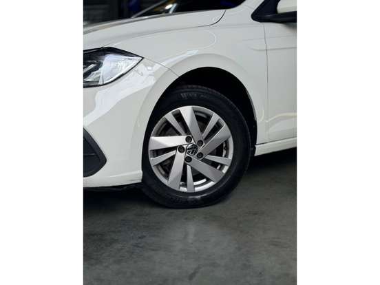 VOLKSWAGEN-POLO-2025