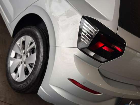 VOLKSWAGEN-POLO-2025