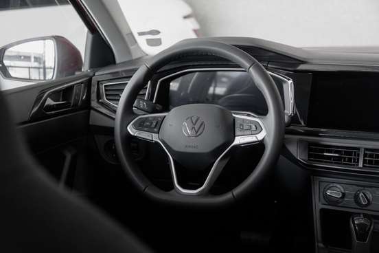 VOLKSWAGEN-POLO-2025