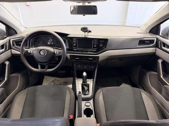 VOLKSWAGEN-POLO-1.0 200 TSI COMFORTLINE AUTOMÁTICO VOLKSWAGEN-POLO-2019