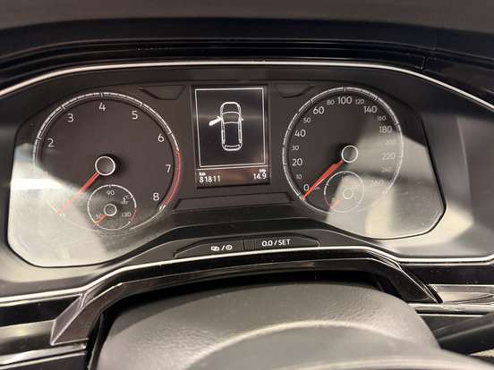 VOLKSWAGEN-POLO-1.0 200 TSI COMFORTLINE AUTOMÁTICO VOLKSWAGEN-POLO-2019