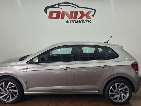VOLKSWAGEN-POLO-1.0 200 TSI HIGHLINE AUTOMÁTICO VOLKSWAGEN-POLO-2018
