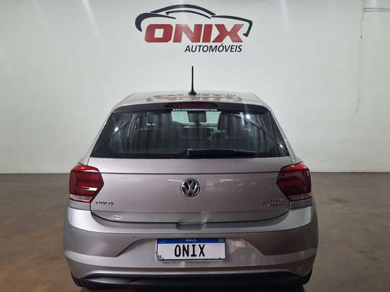 VOLKSWAGEN-POLO-1.0 200 TSI HIGHLINE AUTOMÁTICO VOLKSWAGEN-POLO-2018