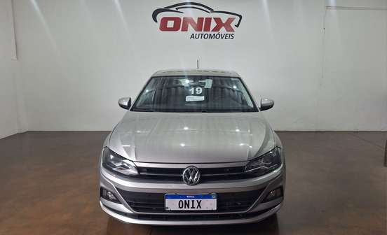 VOLKSWAGEN-POLO-2018