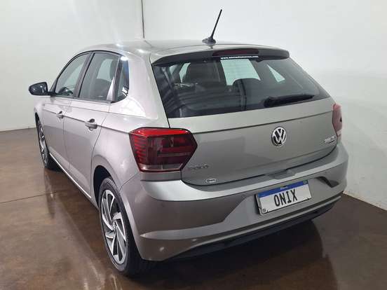 VOLKSWAGEN-POLO-1.0 200 TSI HIGHLINE AUTOMÁTICO VOLKSWAGEN-POLO-2018