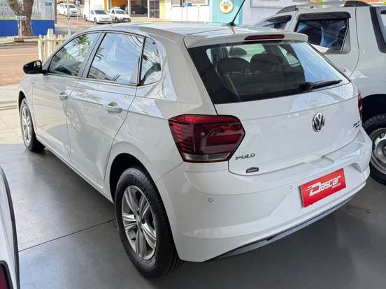 VOLKSWAGEN-POLO-2019