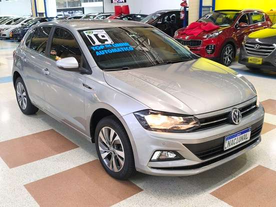 VOLKSWAGEN-POLO-2018