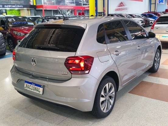 VOLKSWAGEN-POLO-1.0 200 TSI HIGHLINE AUTOMÁTICO VOLKSWAGEN-POLO-2018