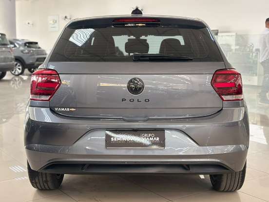VOLKSWAGEN-POLO-2020