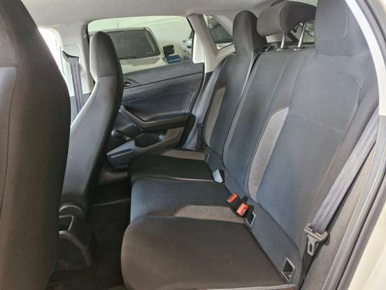 VOLKSWAGEN-POLO-2023