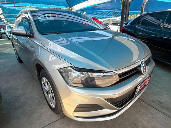 VOLKSWAGEN-POLO-2019